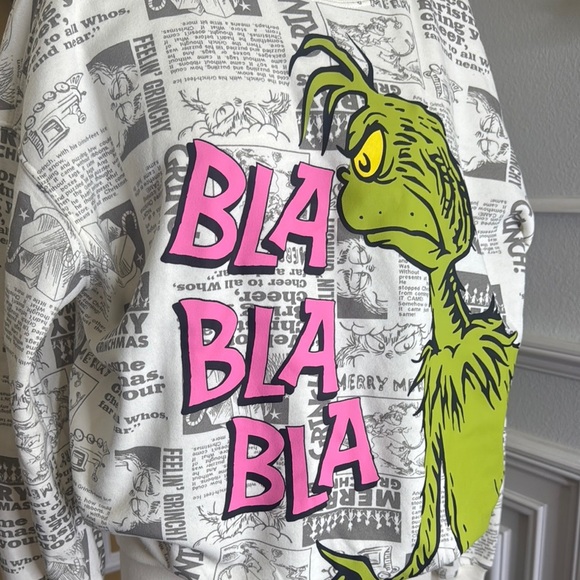 Grinch Graphic Sweater - White and Green - Picture 8 of 8